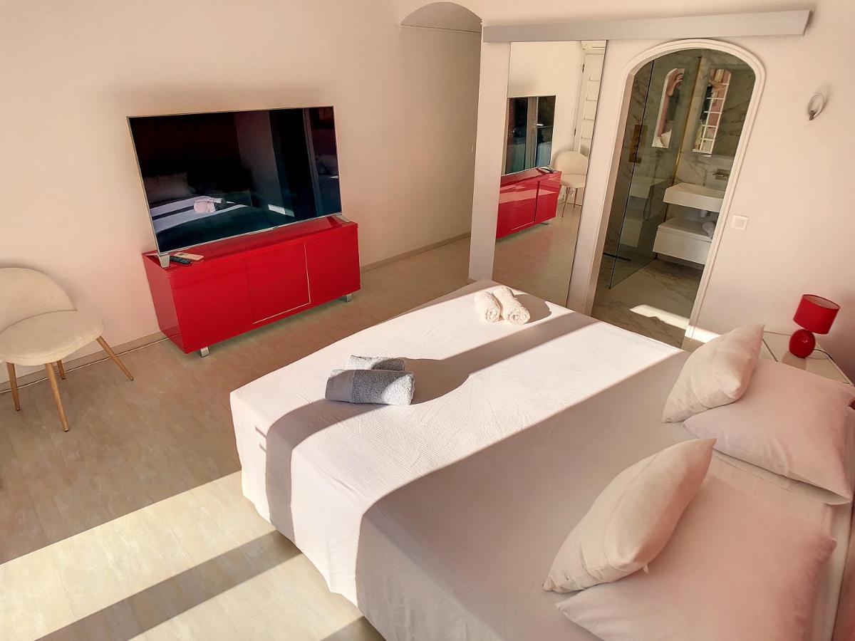 3 Bedrooms Villa Near Cannes - Pool & Jacuzzi - Sea View Мандельє-ла-Напуль Екстер'єр фото
