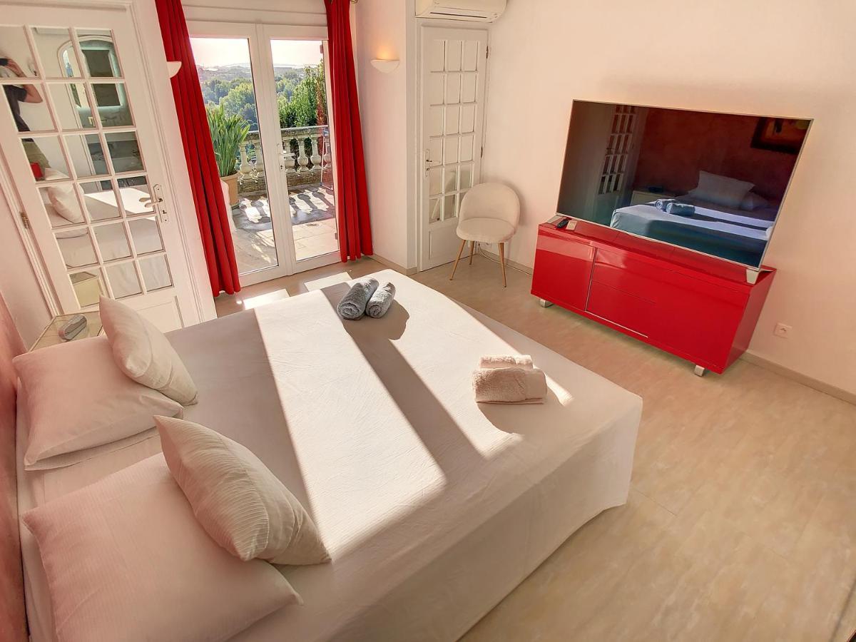 3 Bedrooms Villa Near Cannes - Pool & Jacuzzi - Sea View Мандельє-ла-Напуль Екстер'єр фото
