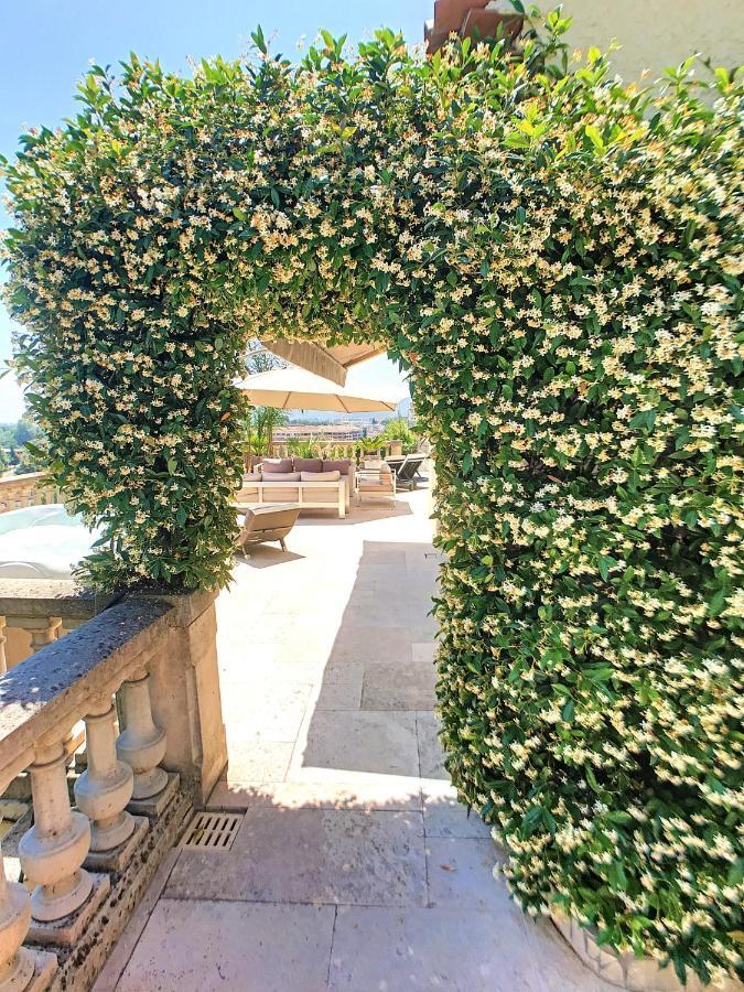 3 Bedrooms Villa Near Cannes - Pool & Jacuzzi - Sea View Мандельє-ла-Напуль Екстер'єр фото