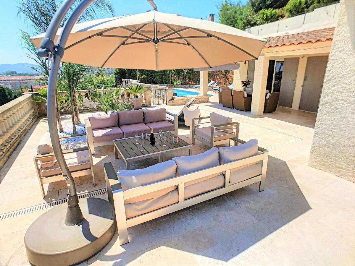 3 Bedrooms Villa Near Cannes - Pool & Jacuzzi - Sea View Мандельє-ла-Напуль Екстер'єр фото